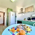 Town 1 By Homing Apartament *