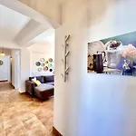 Apartament Town 1 By Homing *