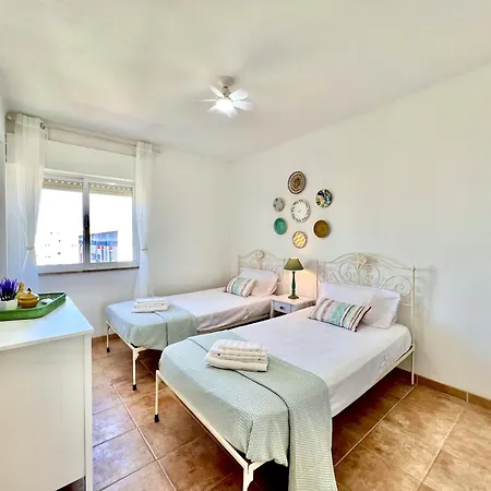 Town 1 By Homing Апартаменти