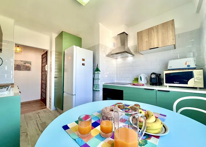 Town 1 By Homing Apartment *